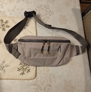 Boundary Supply Rennen Recycled Crossbody Sling Bag Clay
